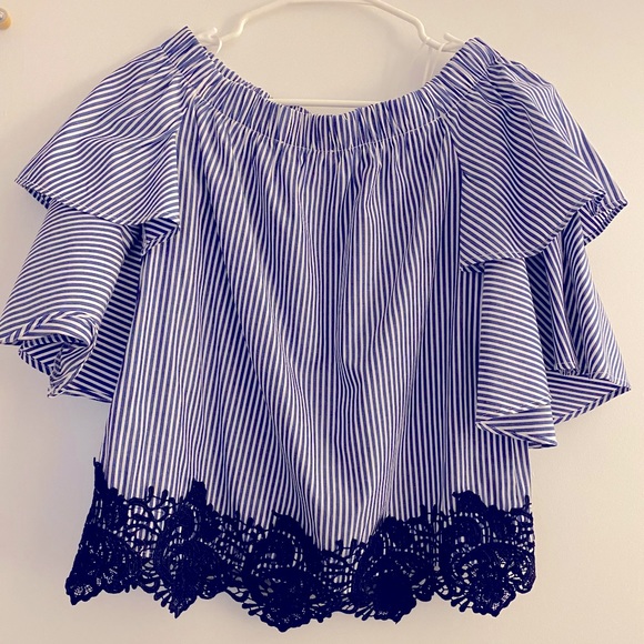 Zara Tops - Striped blouse